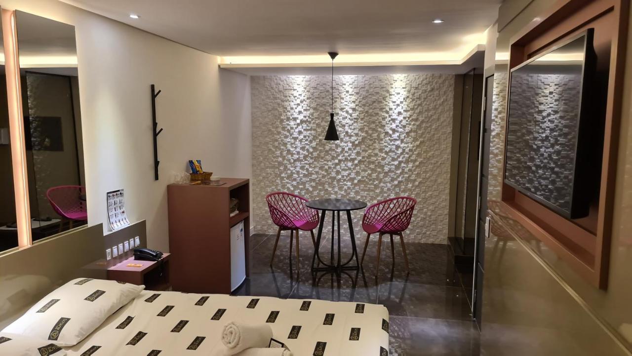 Love hotel Sense (adults Only) *